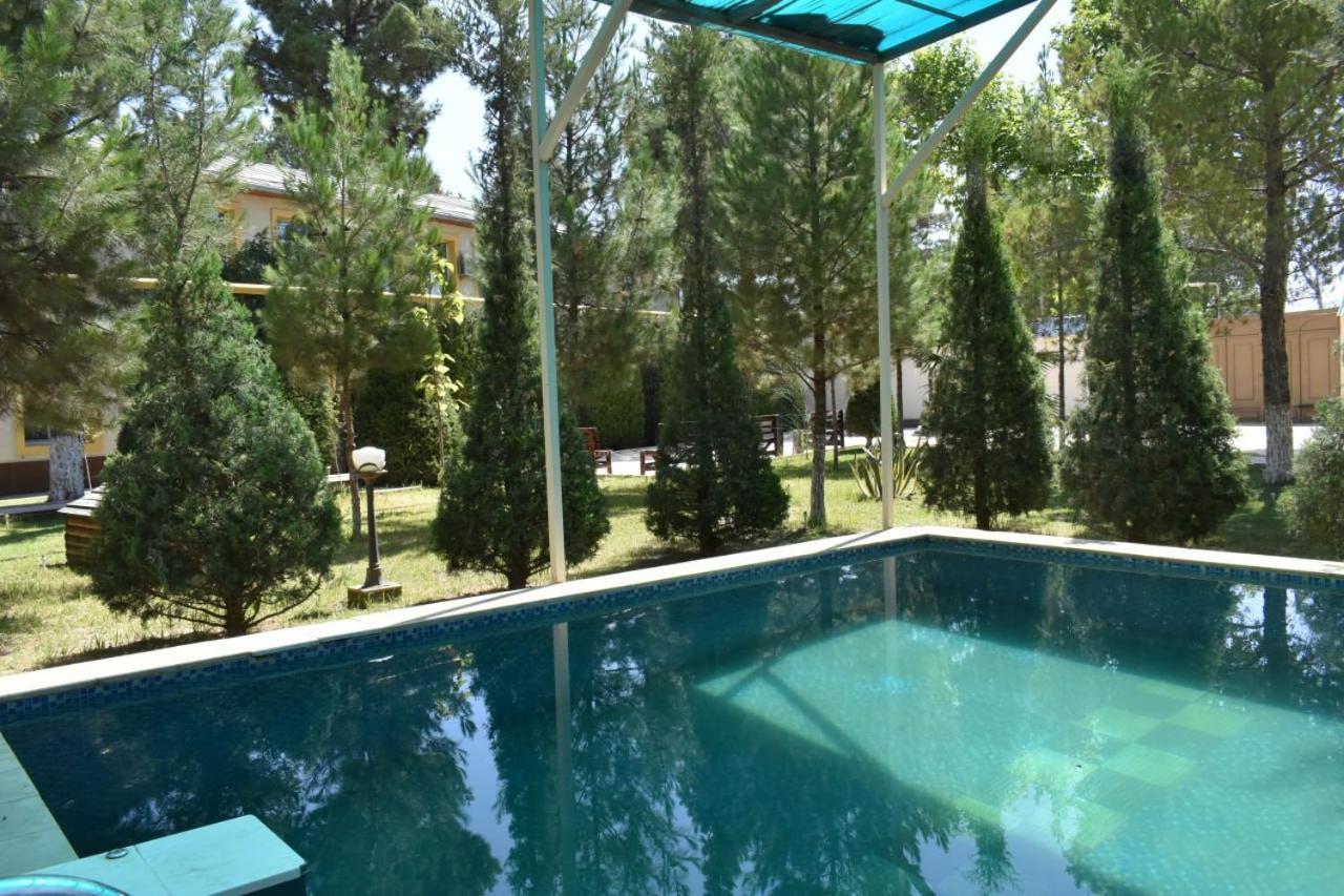 Hotel Admiral Termez Zewnętrze zdjęcie