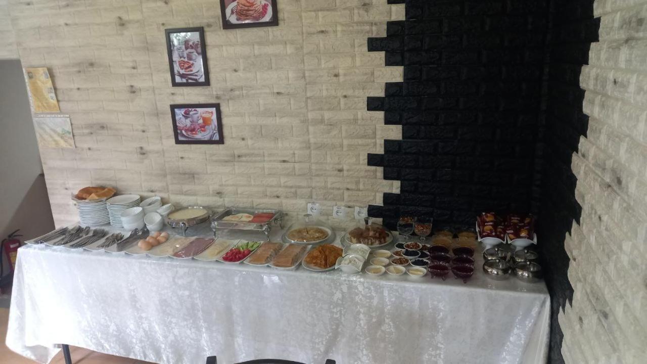 Hotel Admiral Termez Zewnętrze zdjęcie